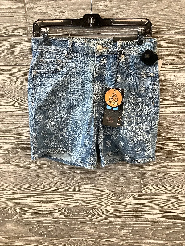 Blue Denim Shorts Clothes Mentor, Size 6