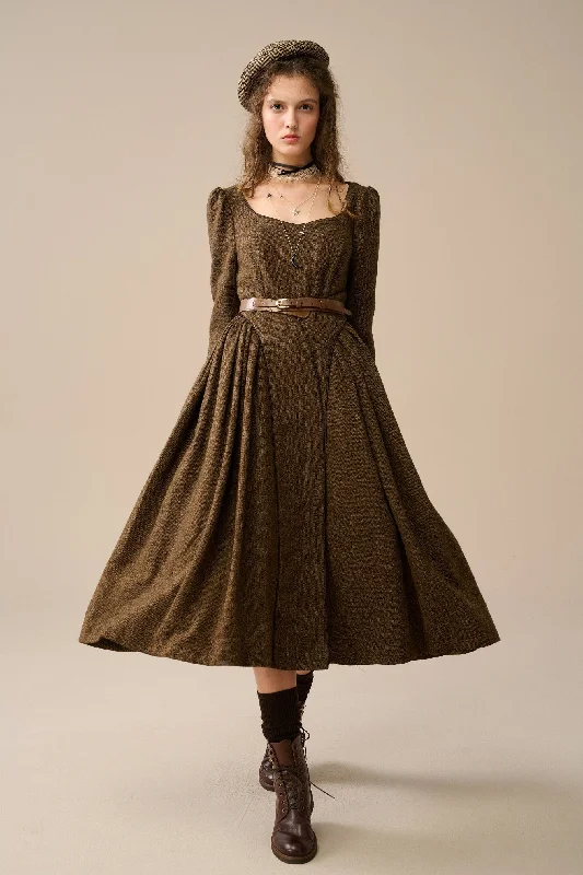 Rosalind 19 | Vintage victorian wool dress